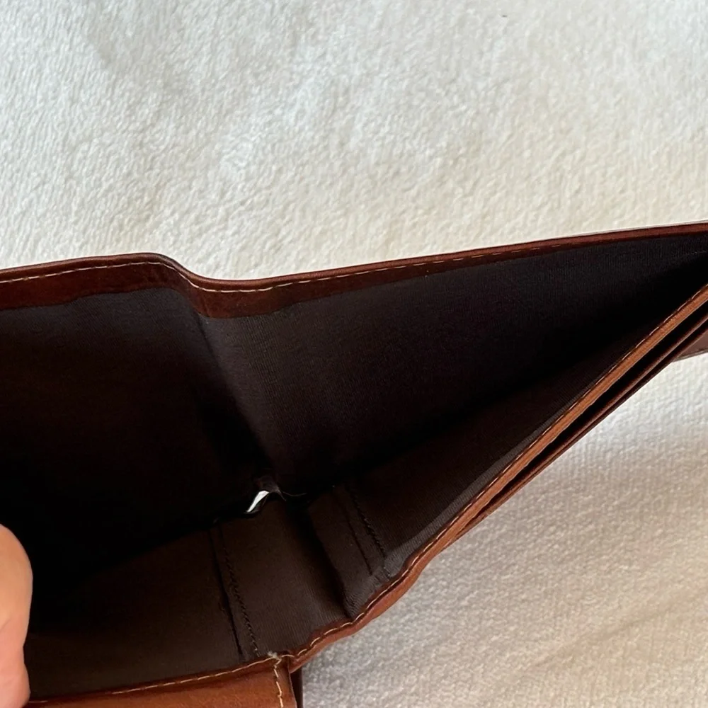 Steve Madden Rich Brown Leather Card Holder
